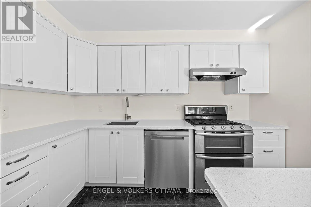713 MALIBU TERRACE