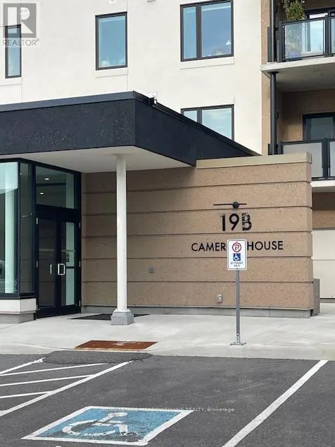 407 - 19B WEST STREET N