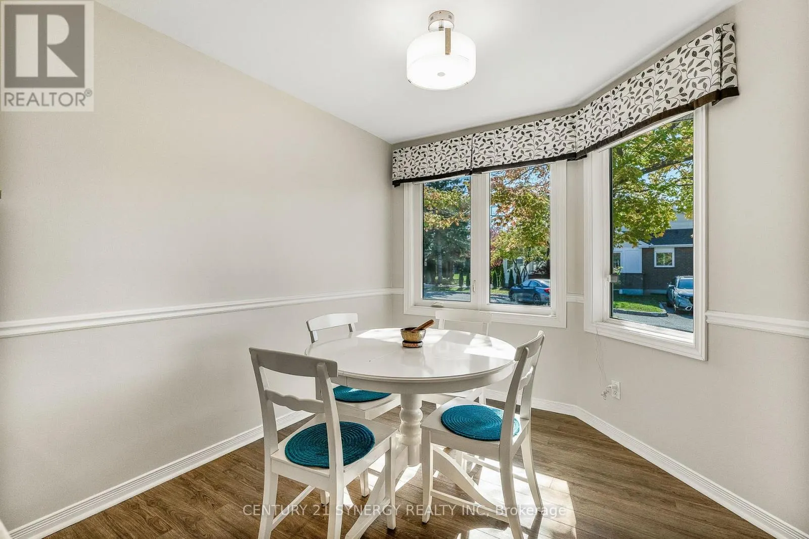 16 - 32 INNESBROOK COURT