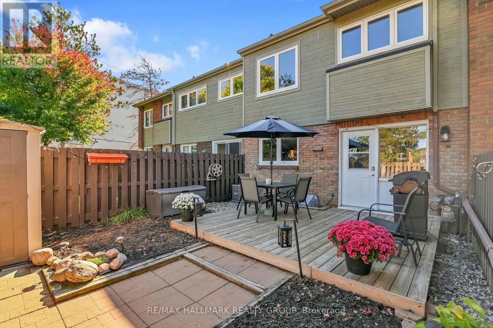 53 - 21 MIDLAND CRESCENT