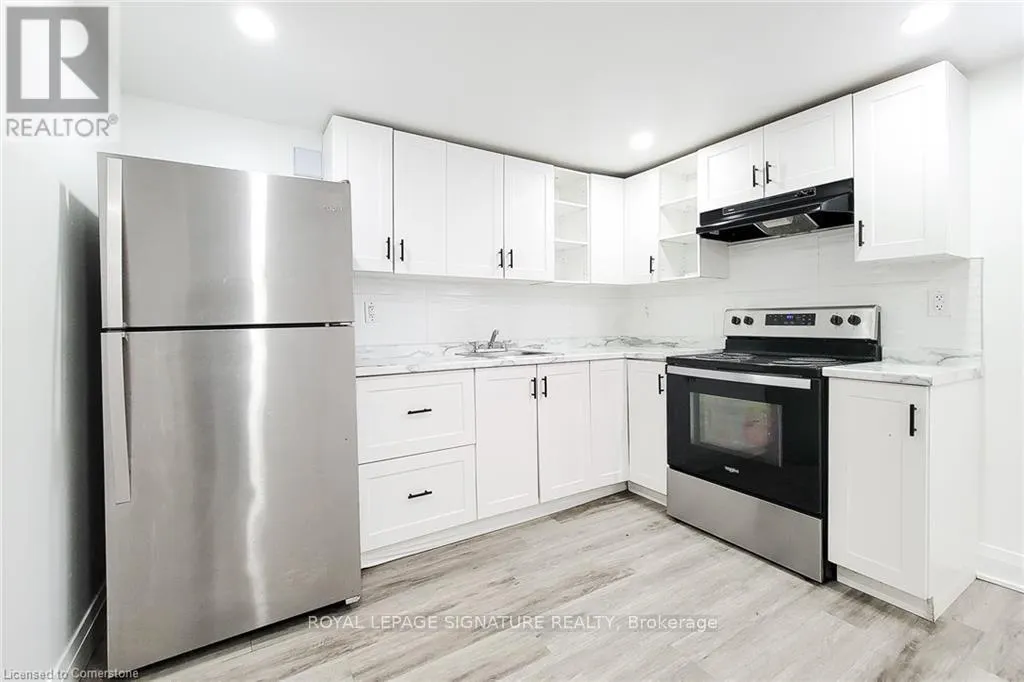 81 WEST 25TH STREET