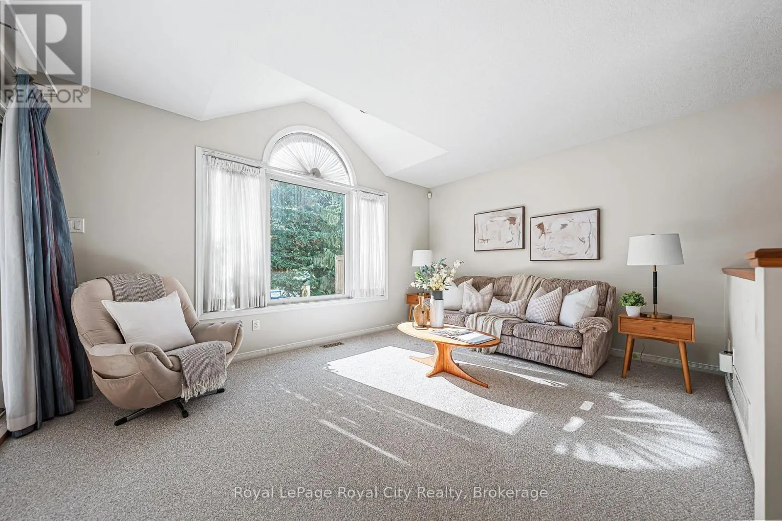 7 - 784 GORDON STREET, #7