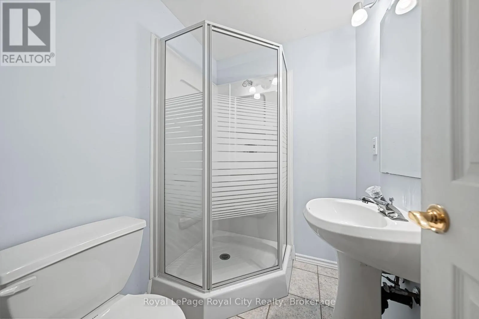 7 - 784 GORDON STREET, #7