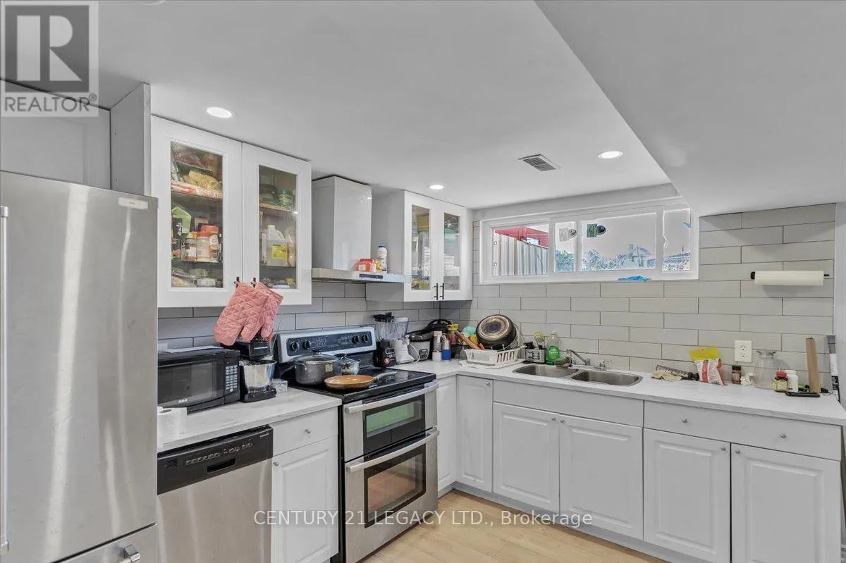 54 BELAND AVENUE S