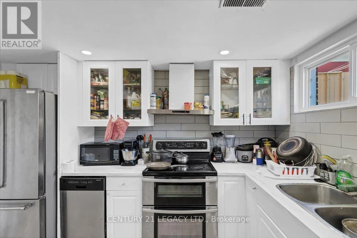 54 BELAND AVENUE S