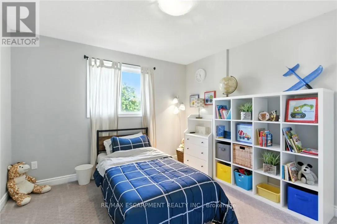 2 CALEDONIA AVENUE