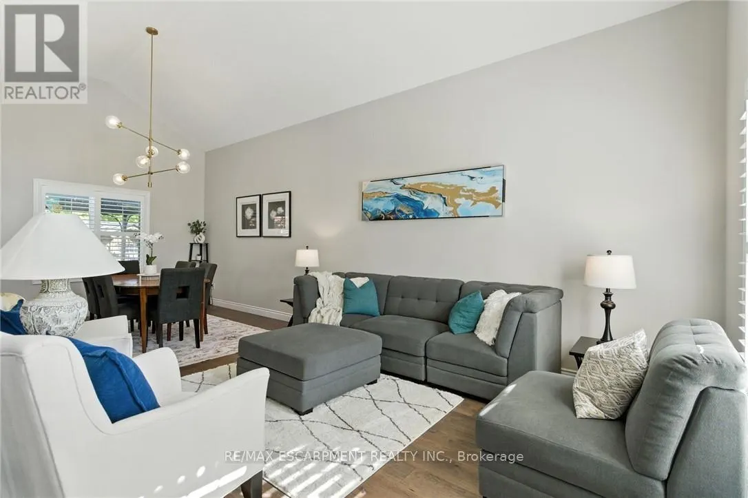 2 CALEDONIA AVENUE