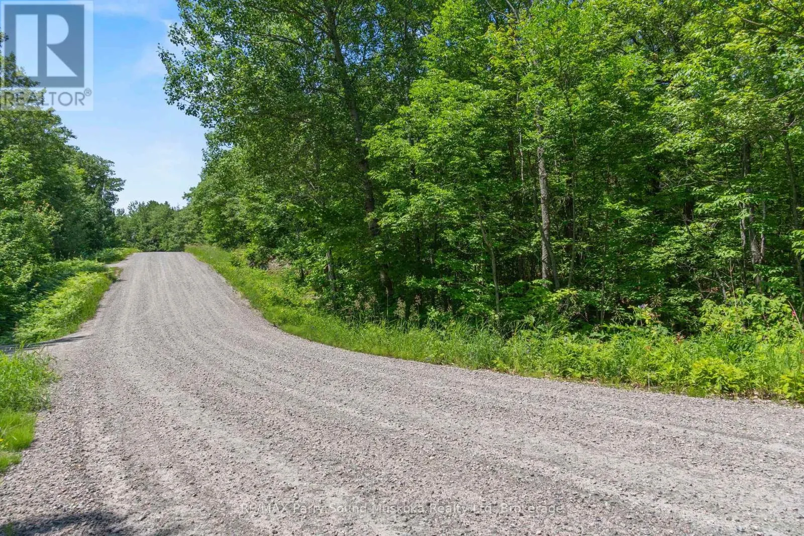 0 CROWN RETREATS PART 2 ROAD