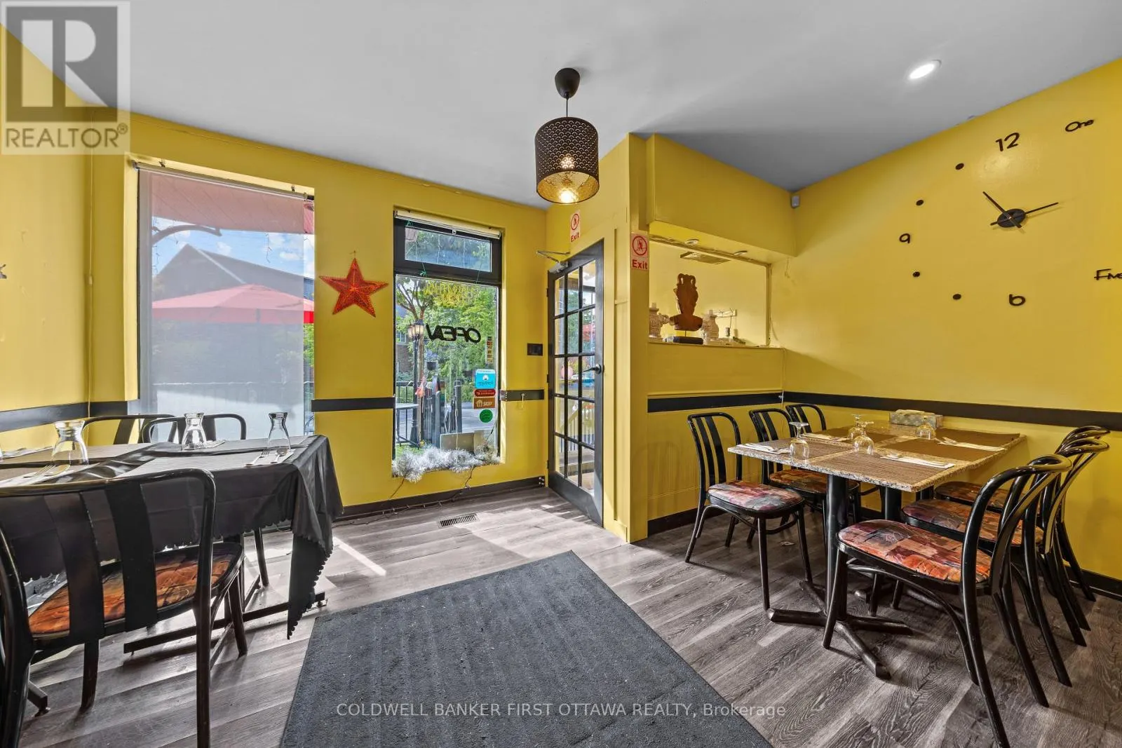 121 PRESTON STREET W
