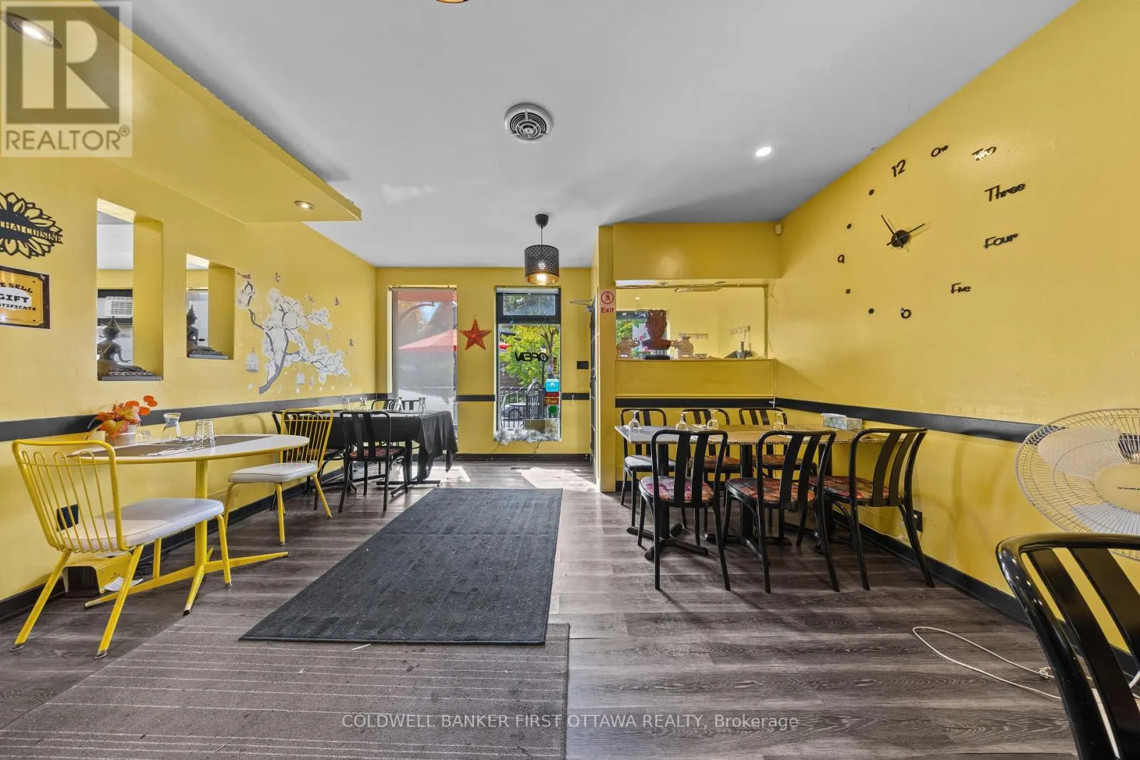 121 PRESTON STREET W