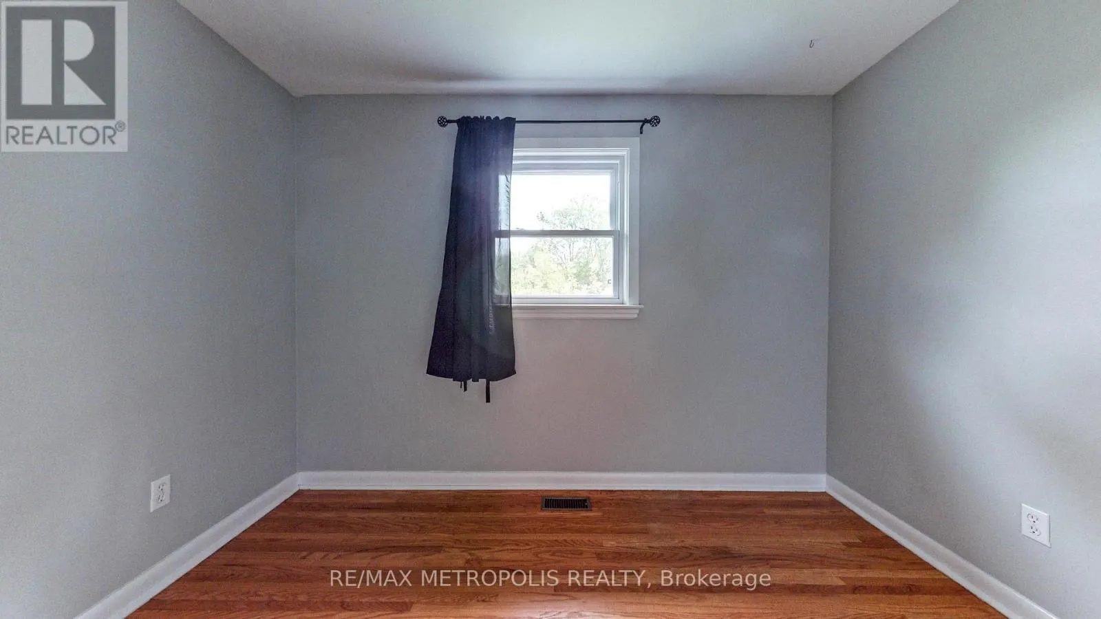 MAIN - 1020 BREWER STREET