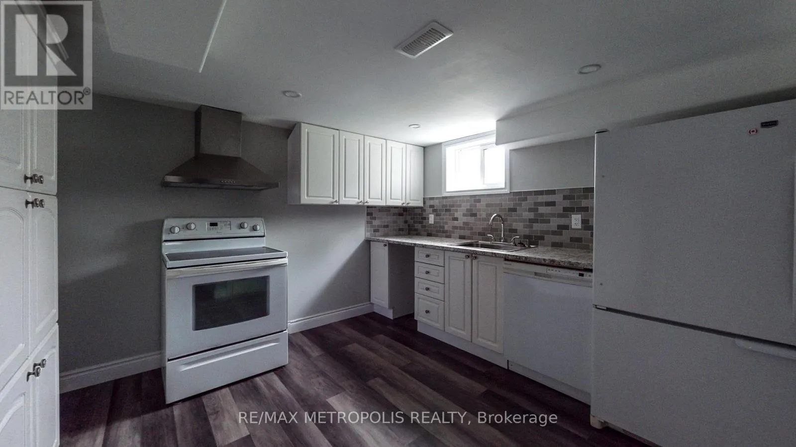 MAIN - 1020 BREWER STREET