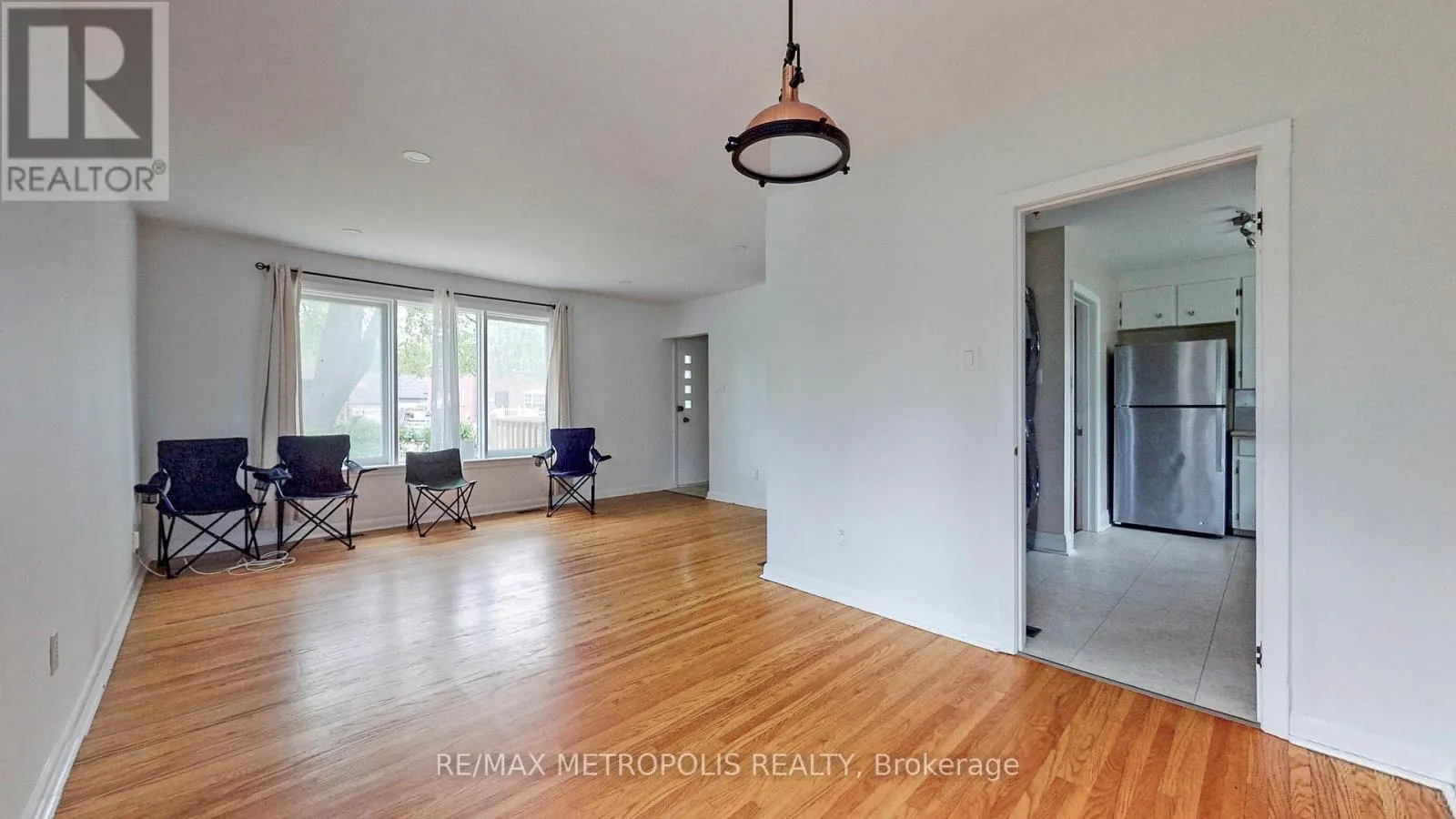 MAIN - 1020 BREWER STREET