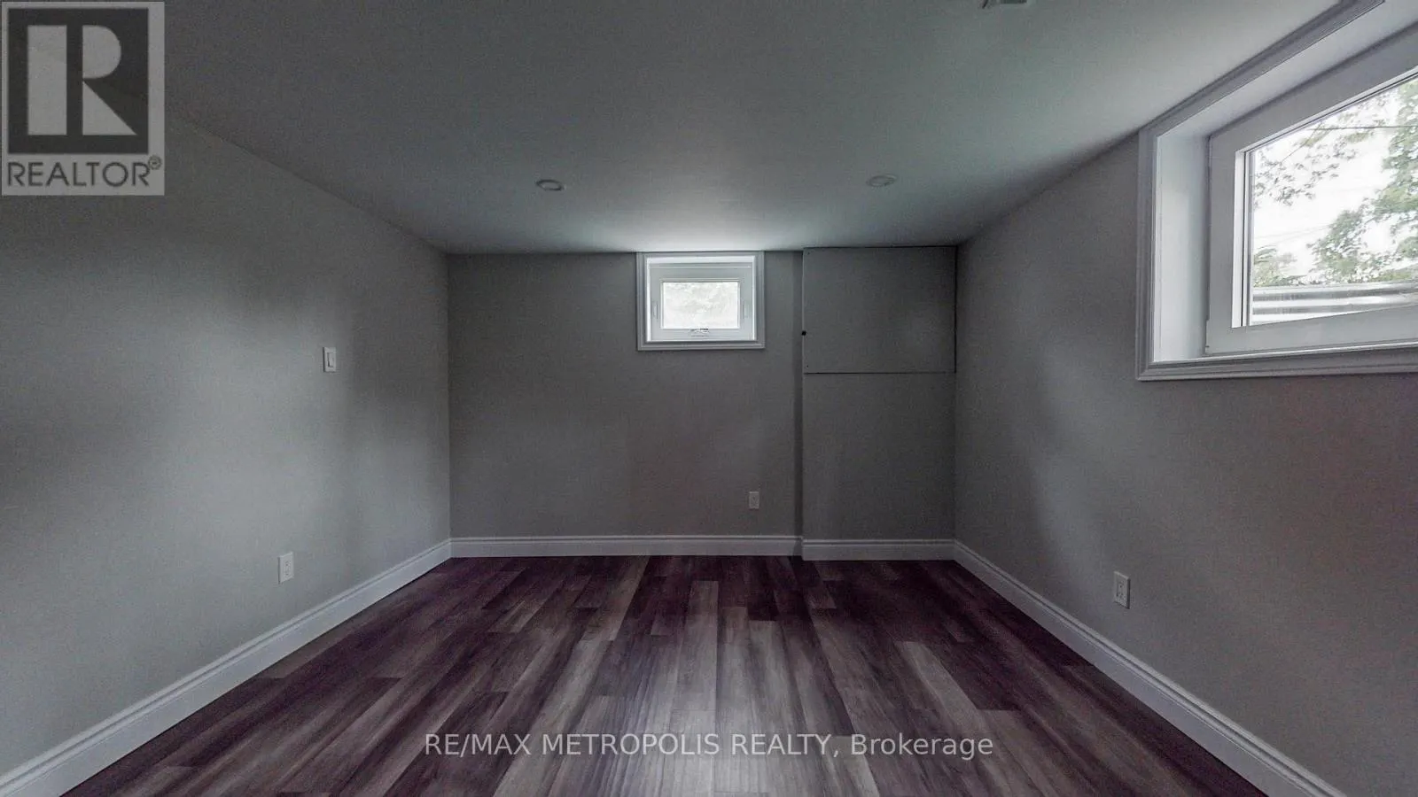 MAIN - 1020 BREWER STREET