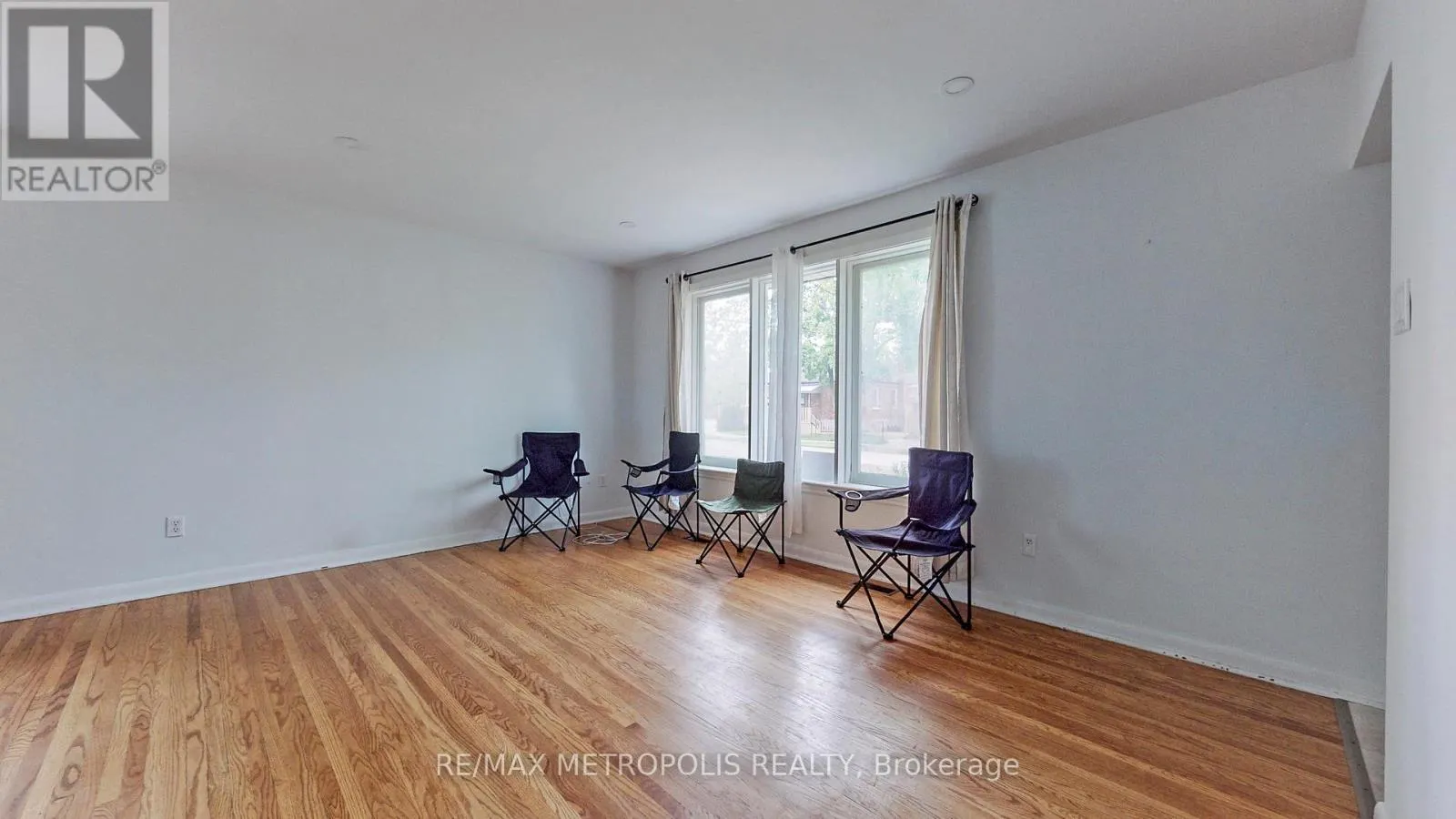 MAIN - 1020 BREWER STREET