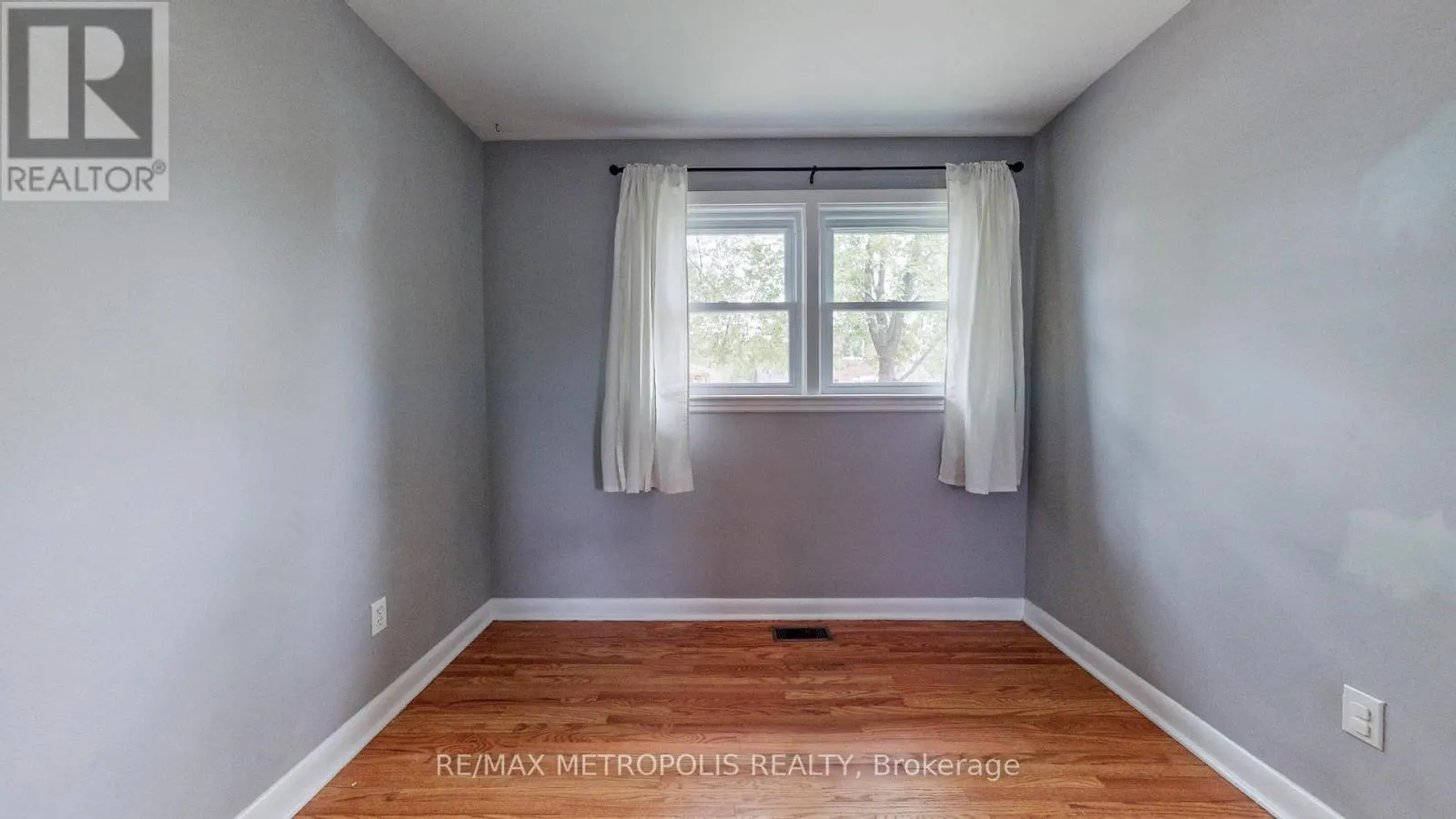 MAIN - 1020 BREWER STREET