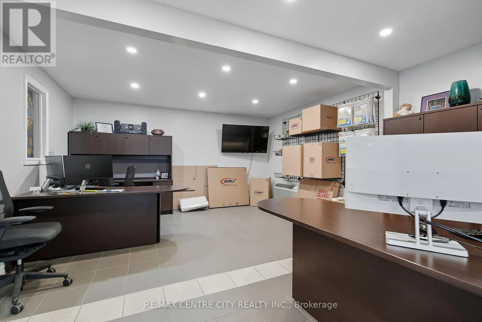 330 SOVEREIGN ROAD