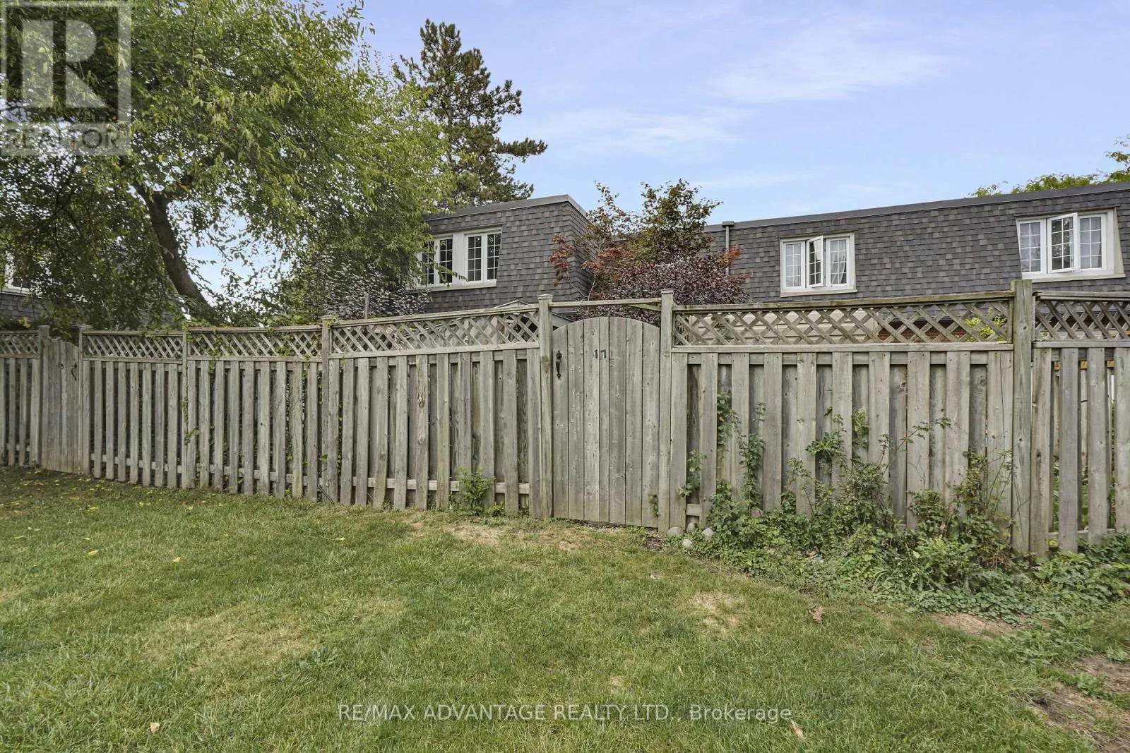 17 BLACKACRES BOULEVARD
