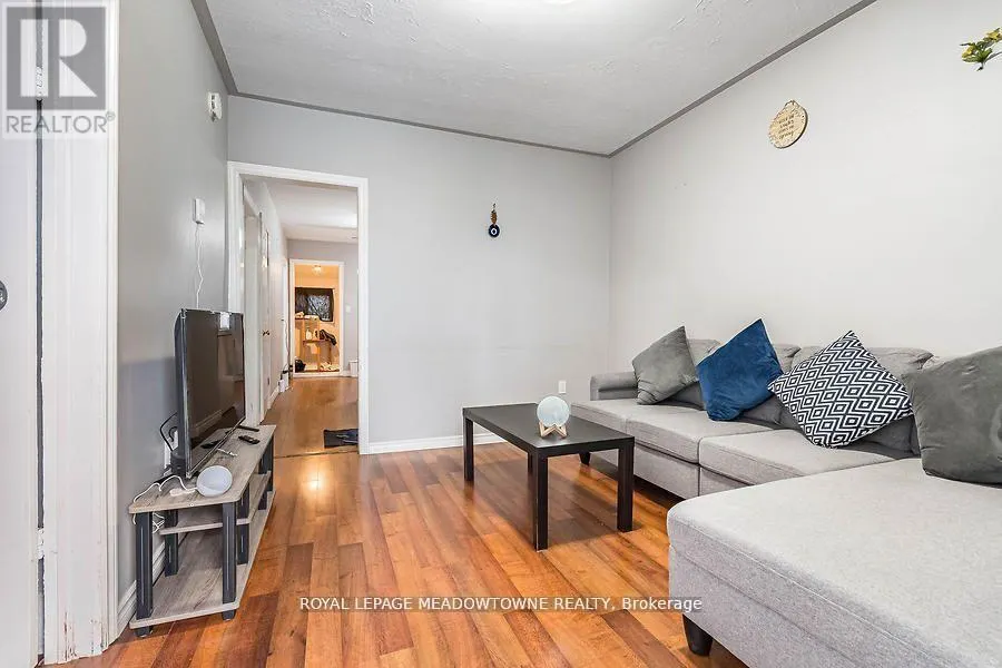 77 PROVINCE STREET N