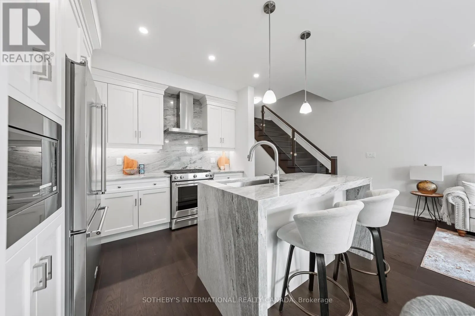 23 - 675 VICTORIA ROAD N