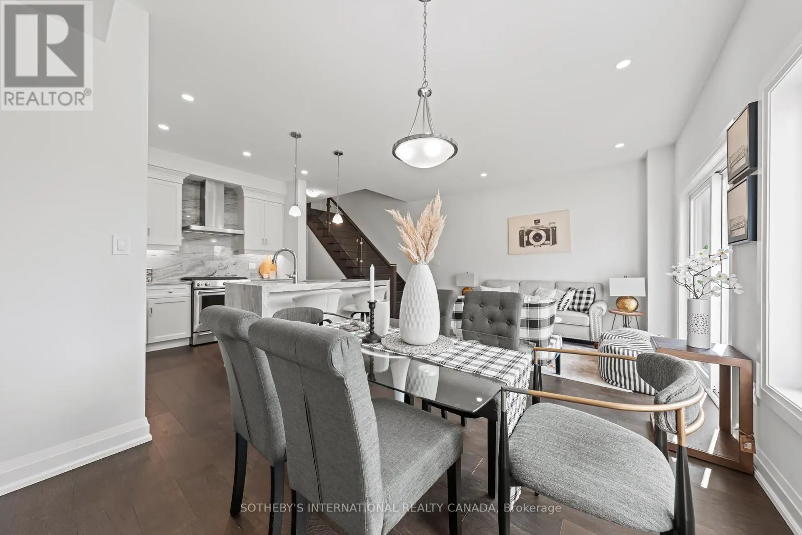 23 - 675 VICTORIA ROAD N
