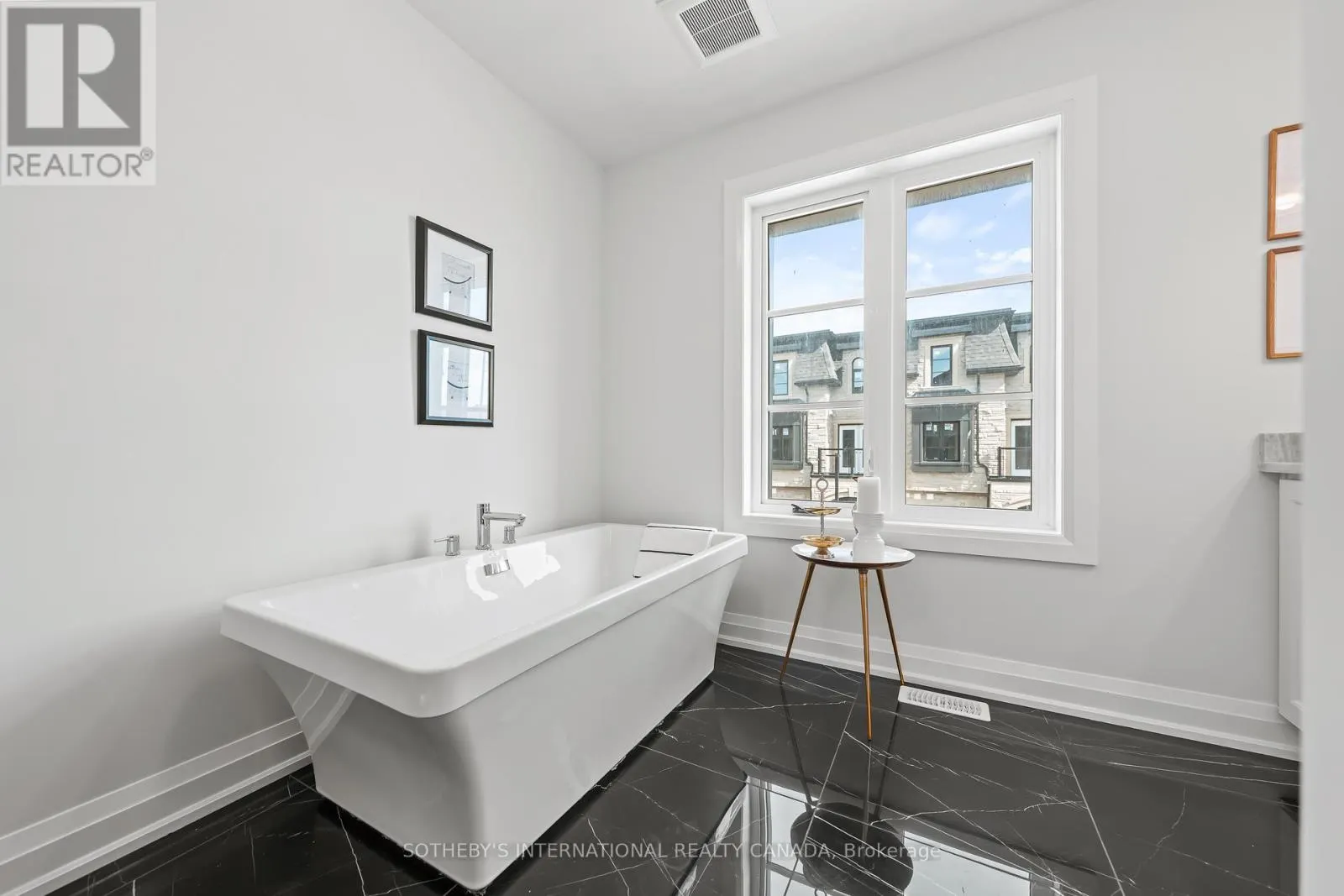 23 - 675 VICTORIA ROAD N