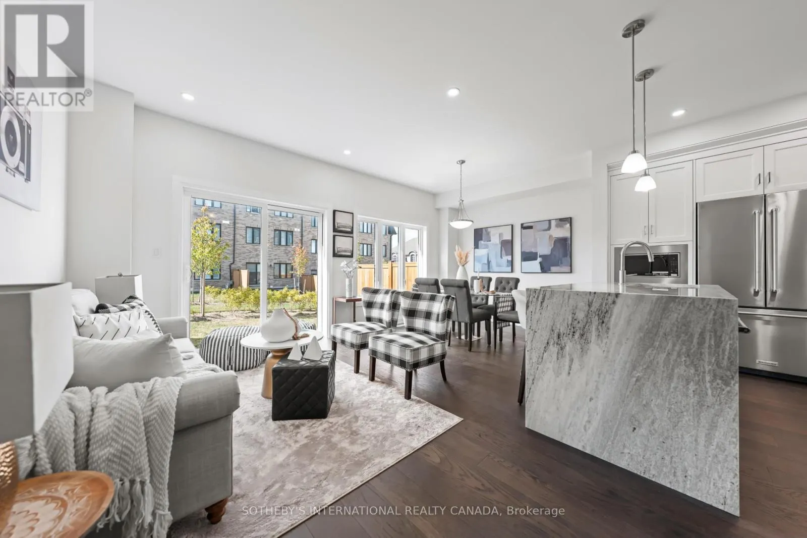 23 - 675 VICTORIA ROAD N
