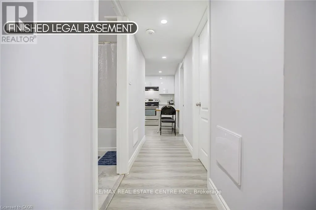 (BASEMENT) - 21 SANDSPRINGS CRESCENT