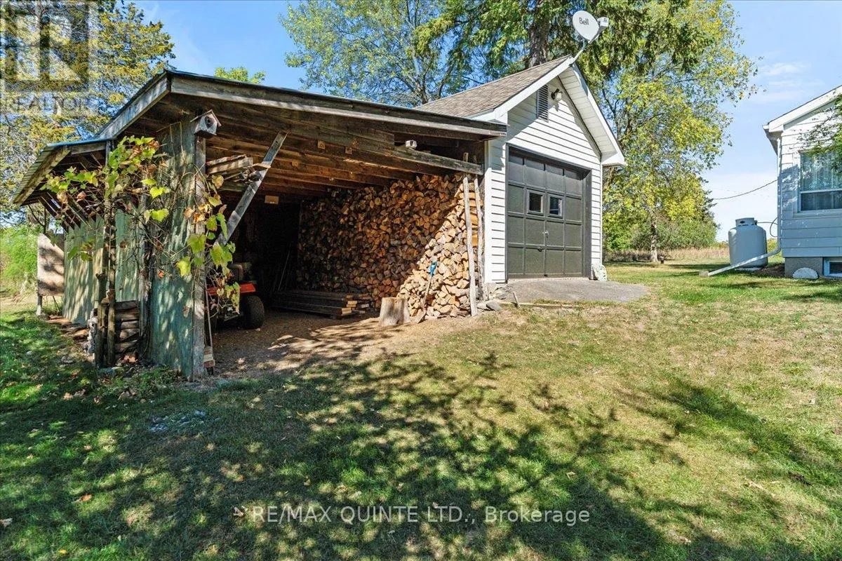 404 BRIDGE STREET W