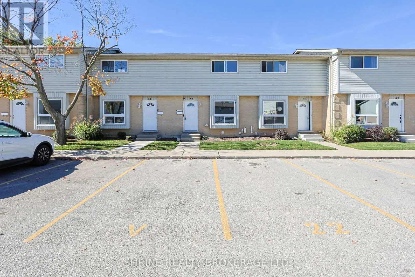 22 - 577 THIRD STREET, #22