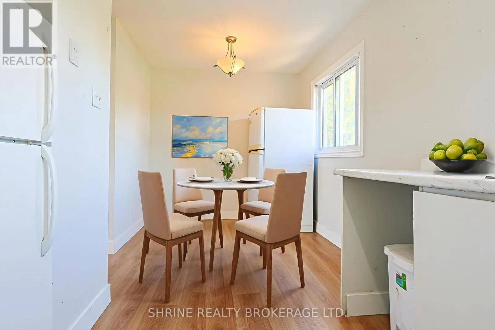 22 - 577 THIRD STREET, #22