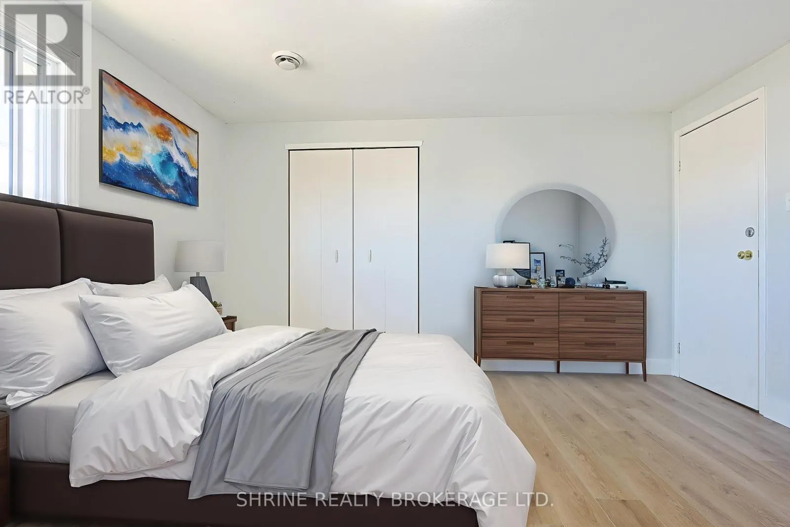 22 - 577 THIRD STREET, #22