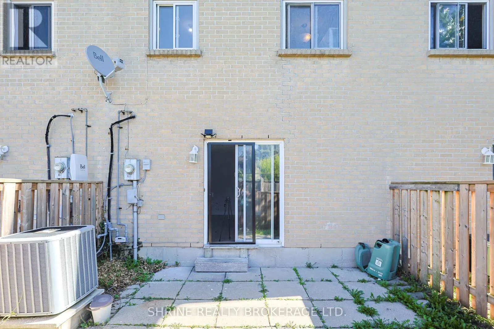 22 - 577 THIRD STREET, #22