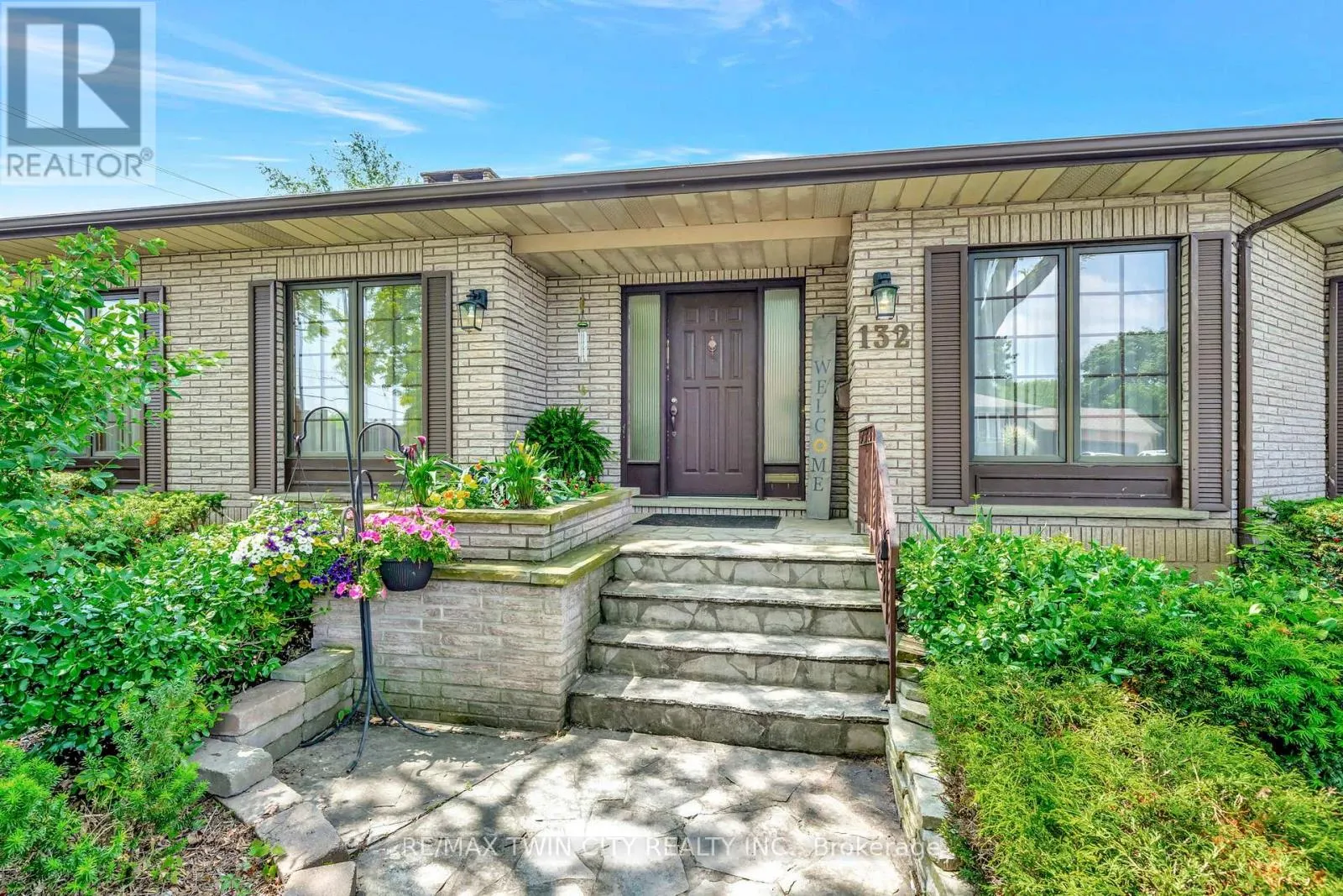 132 OAK STREET