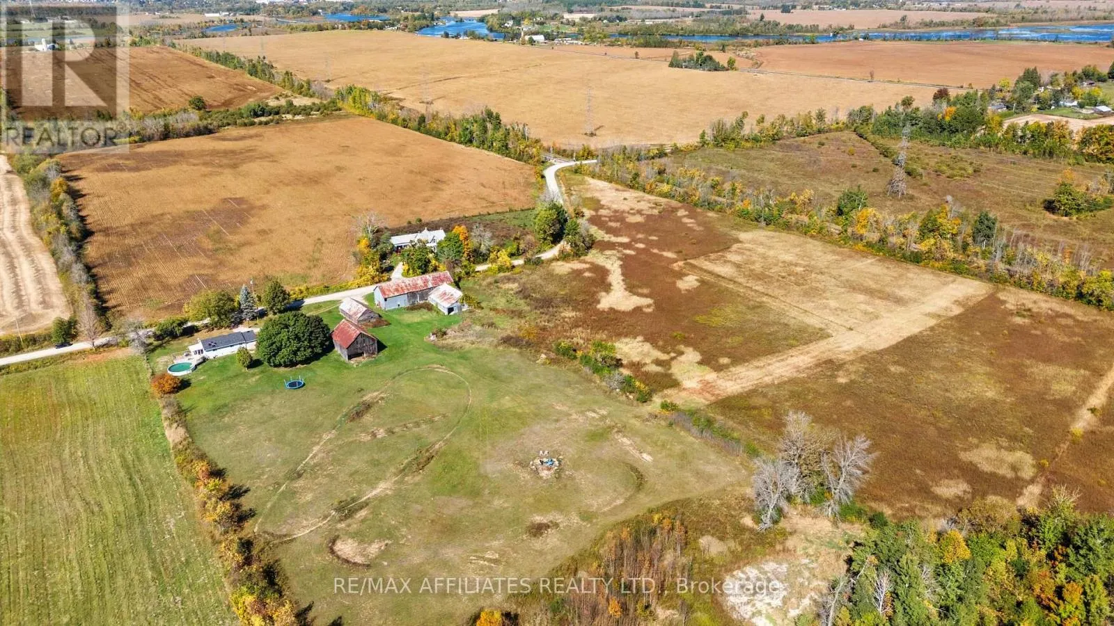 885 TOWNLINE ROAD