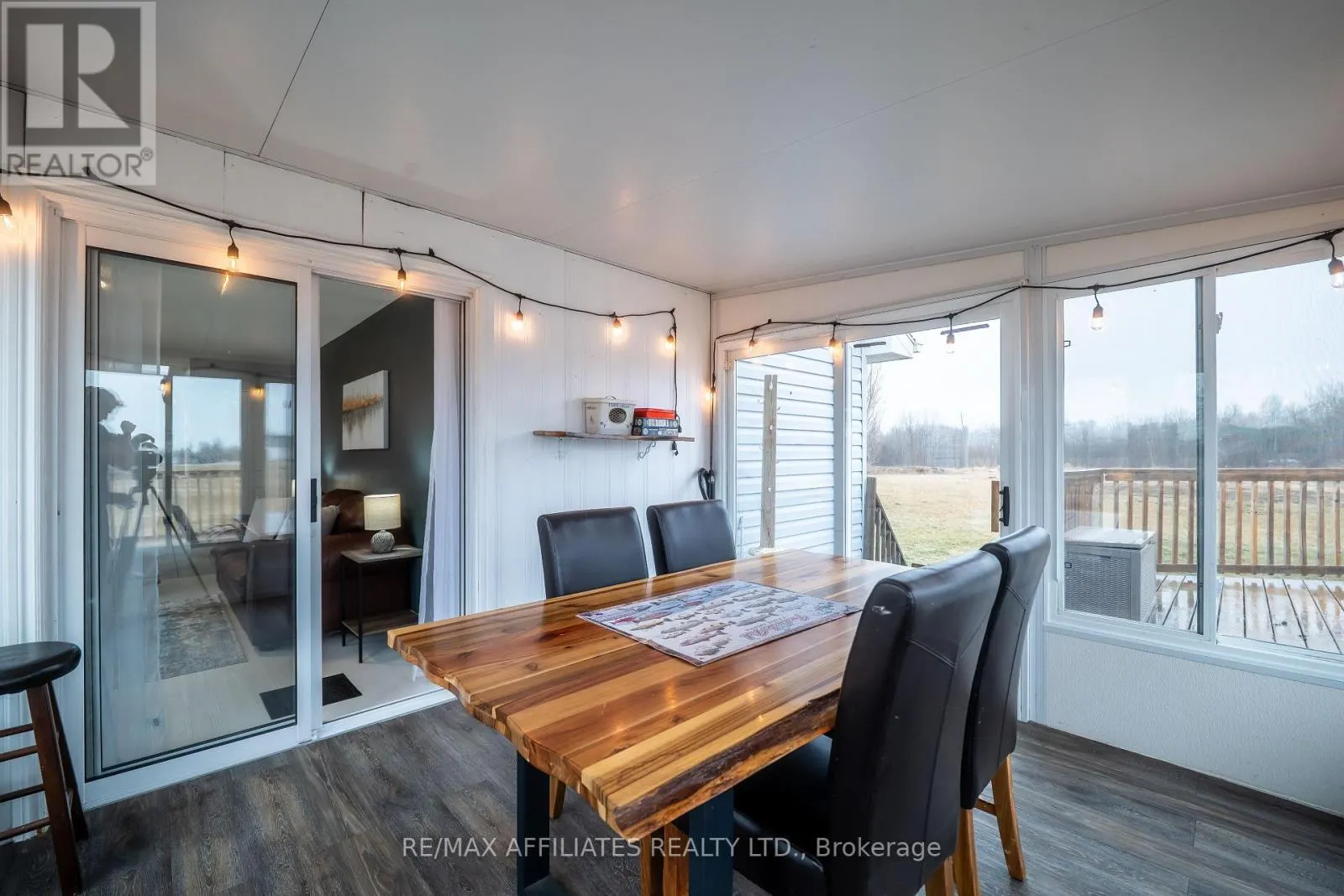 885 TOWNLINE ROAD