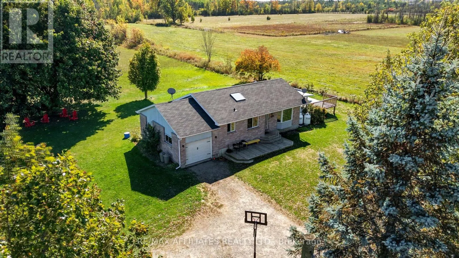 885 TOWNLINE ROAD