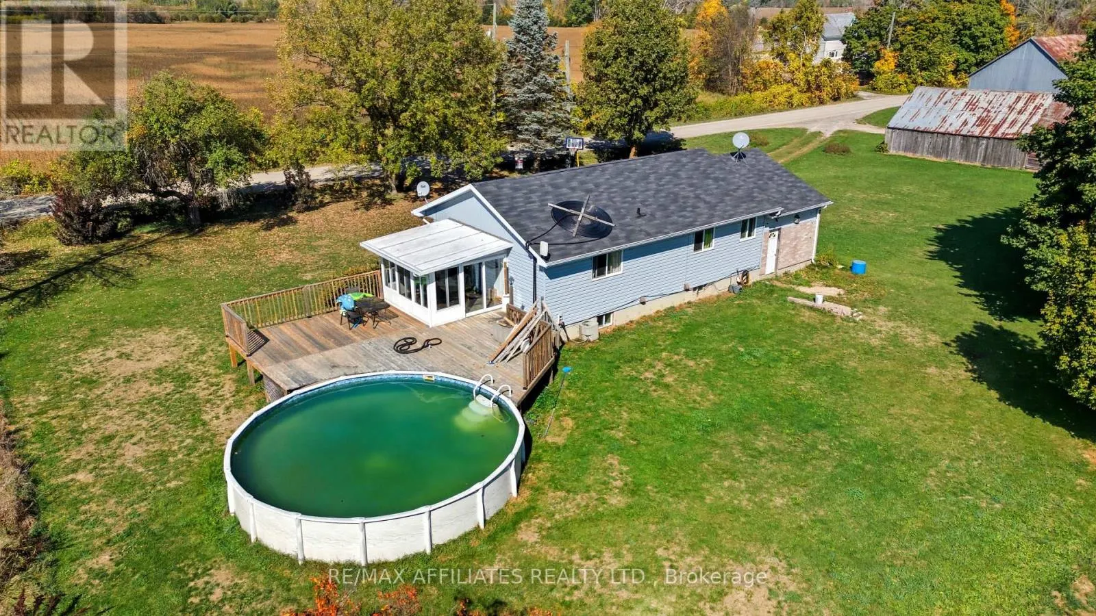 885 TOWNLINE ROAD