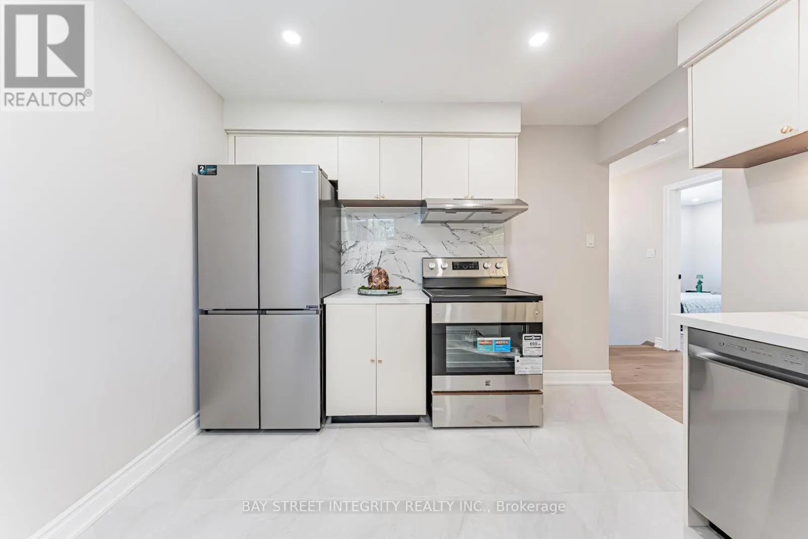 323 CLIFTON ROAD