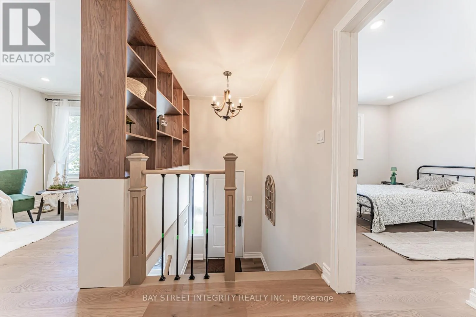 323 CLIFTON ROAD