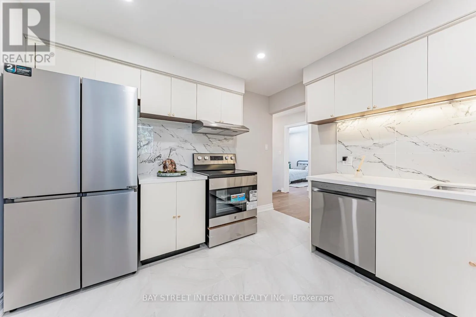323 CLIFTON ROAD