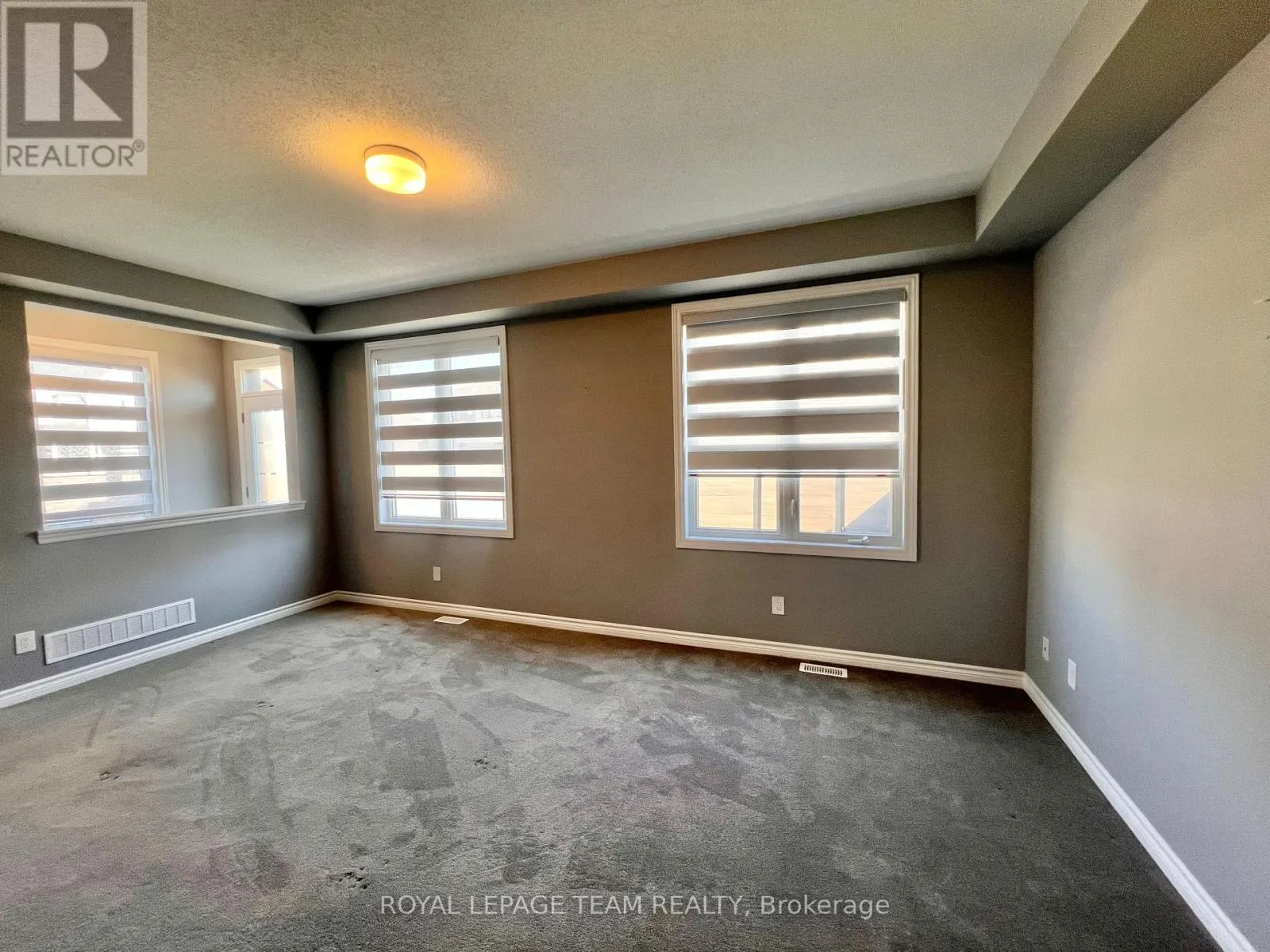965 FAMEFLOWER STREET