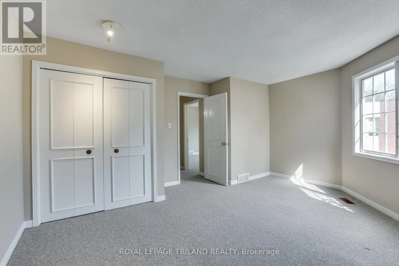 77 - 703 WINDERMERE ROAD, #77