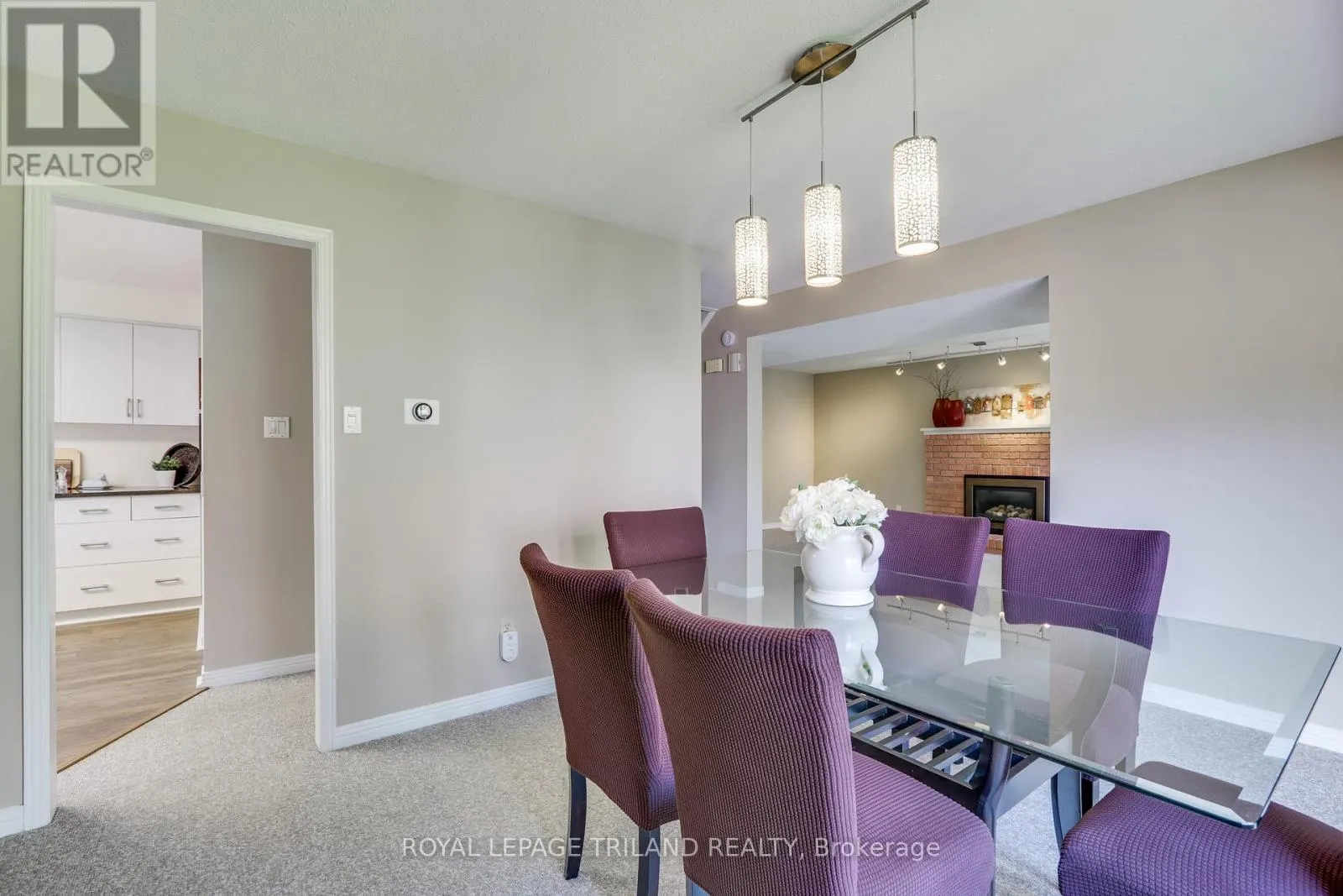 77 - 703 WINDERMERE ROAD, #77