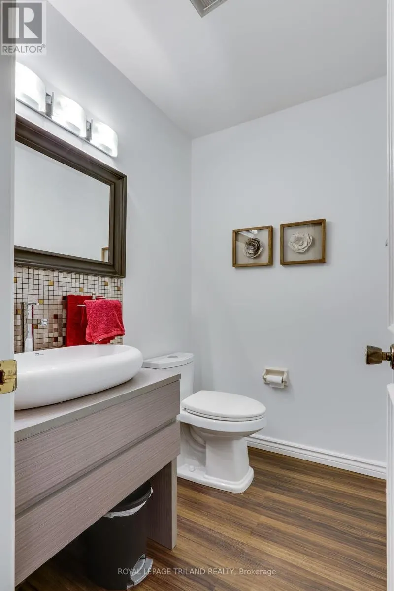 77 - 703 WINDERMERE ROAD, #77