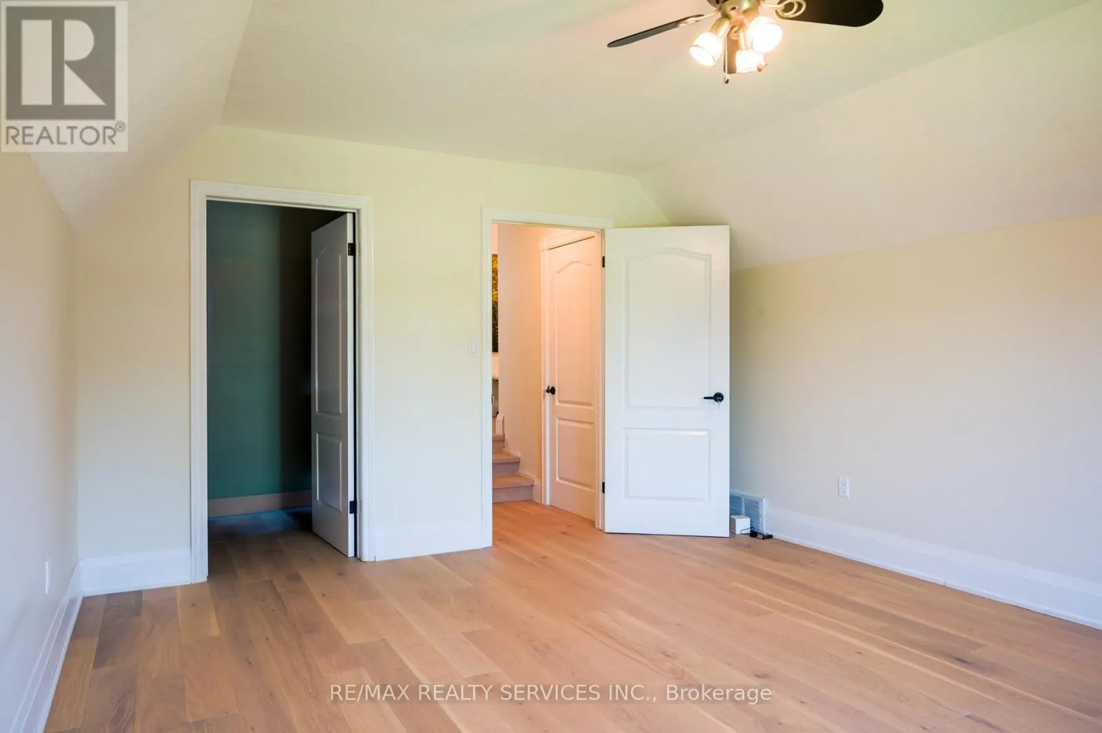 214 & 218 MAPLE AVENUE S