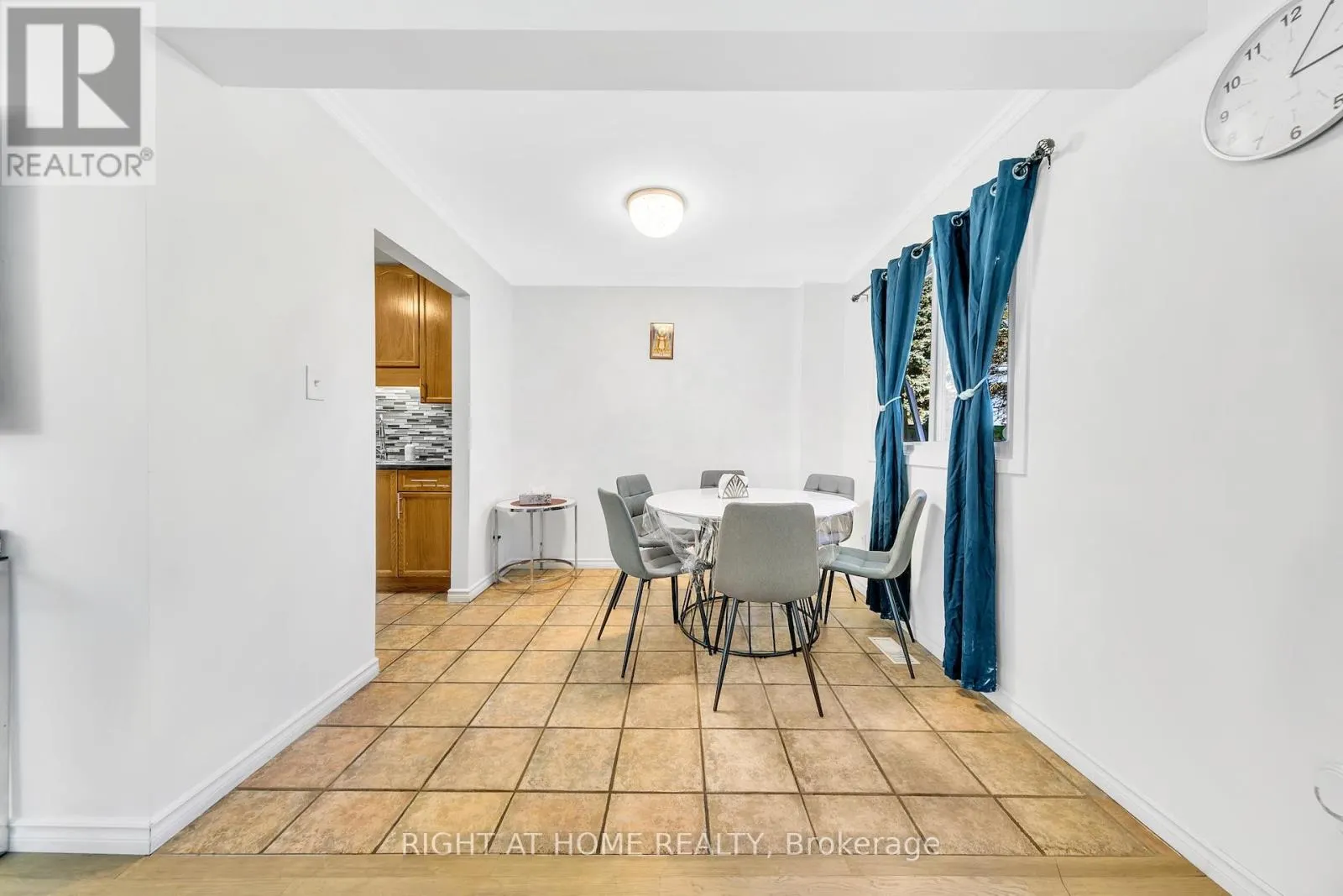 6 - 1460 GARTH STREET W