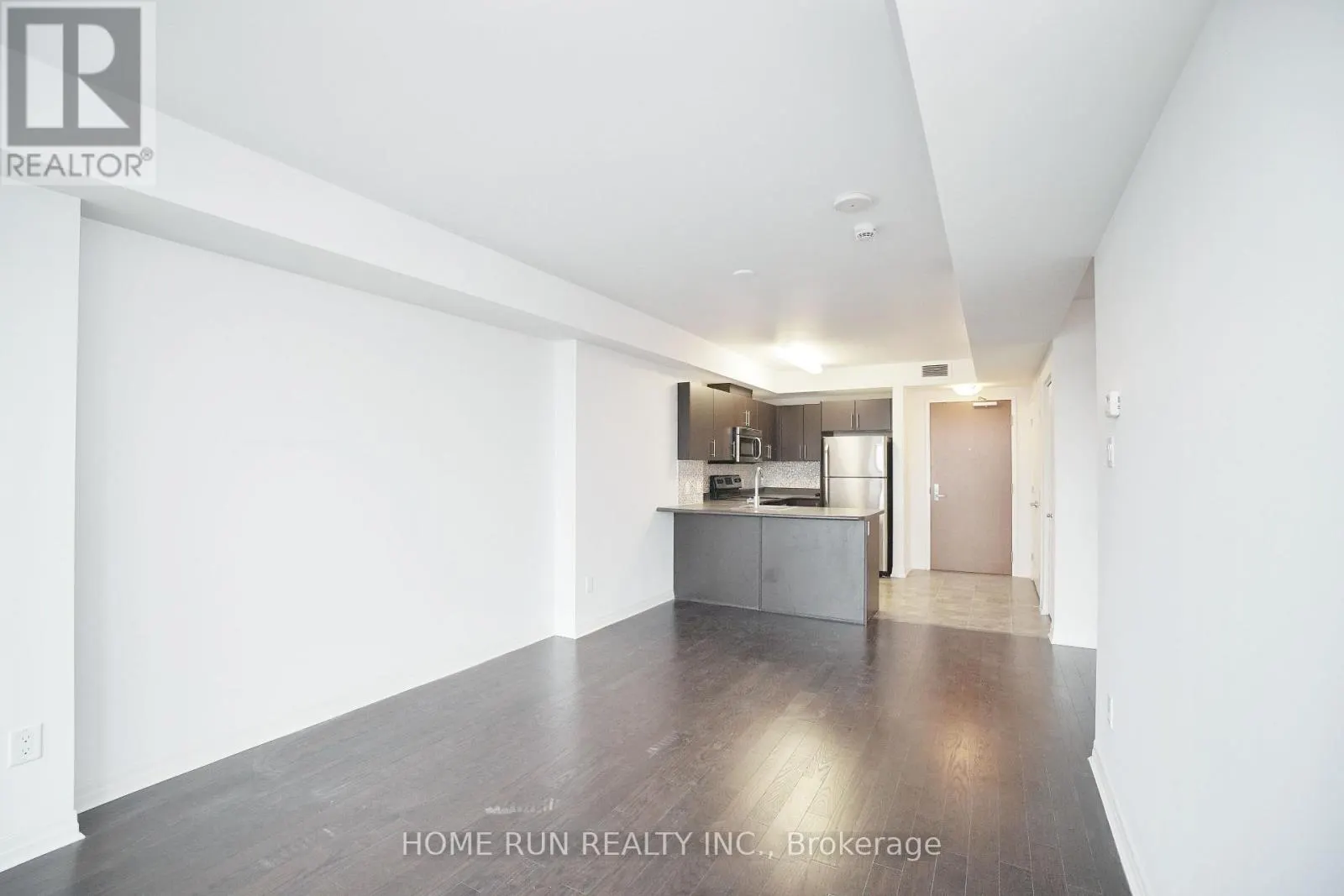 1704 - 195 BESSERER STREET