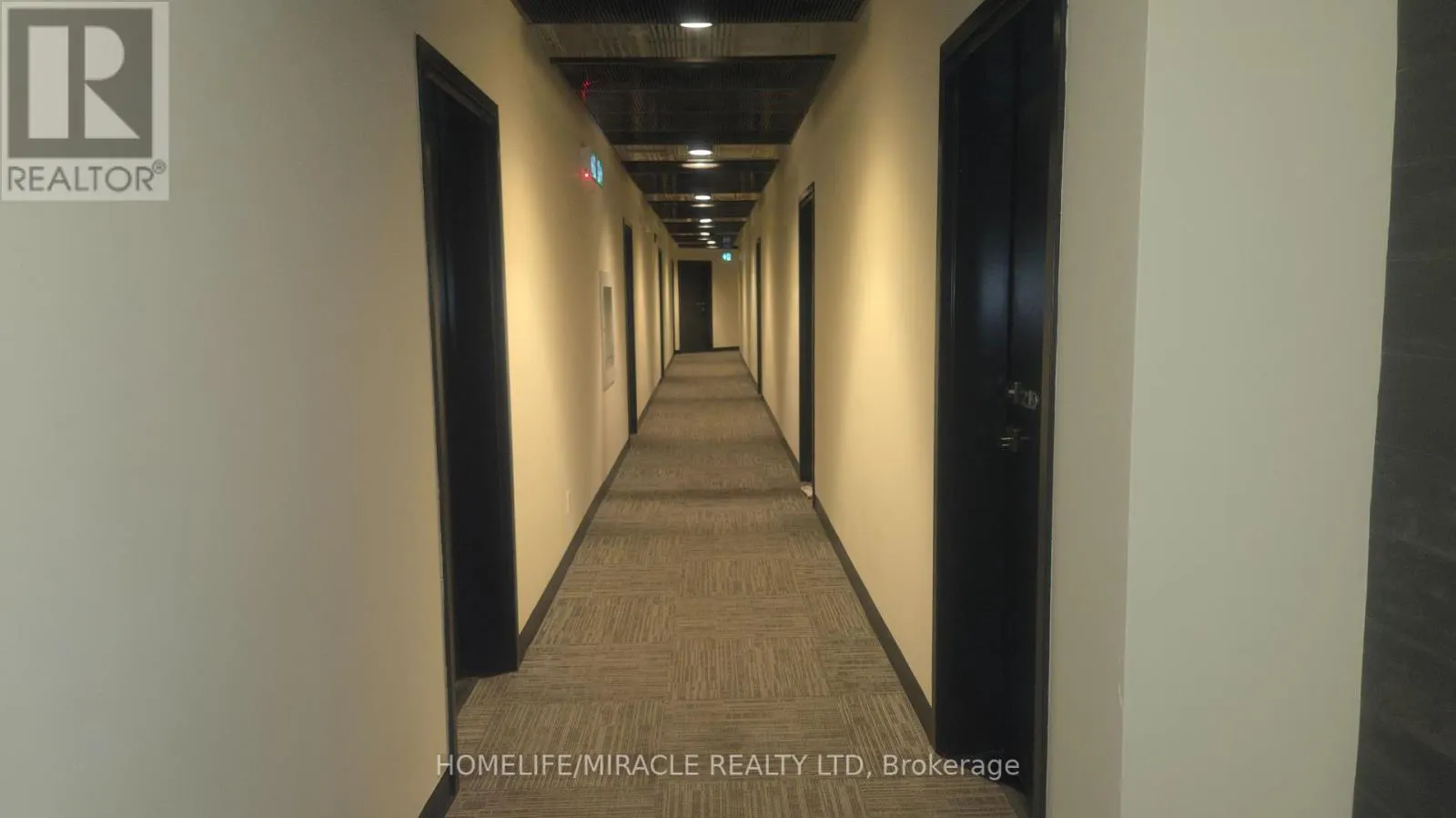 221 - 690 KING STREET W
