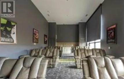 813 - 240 VILLAGEWALK BOULEVARD, #813